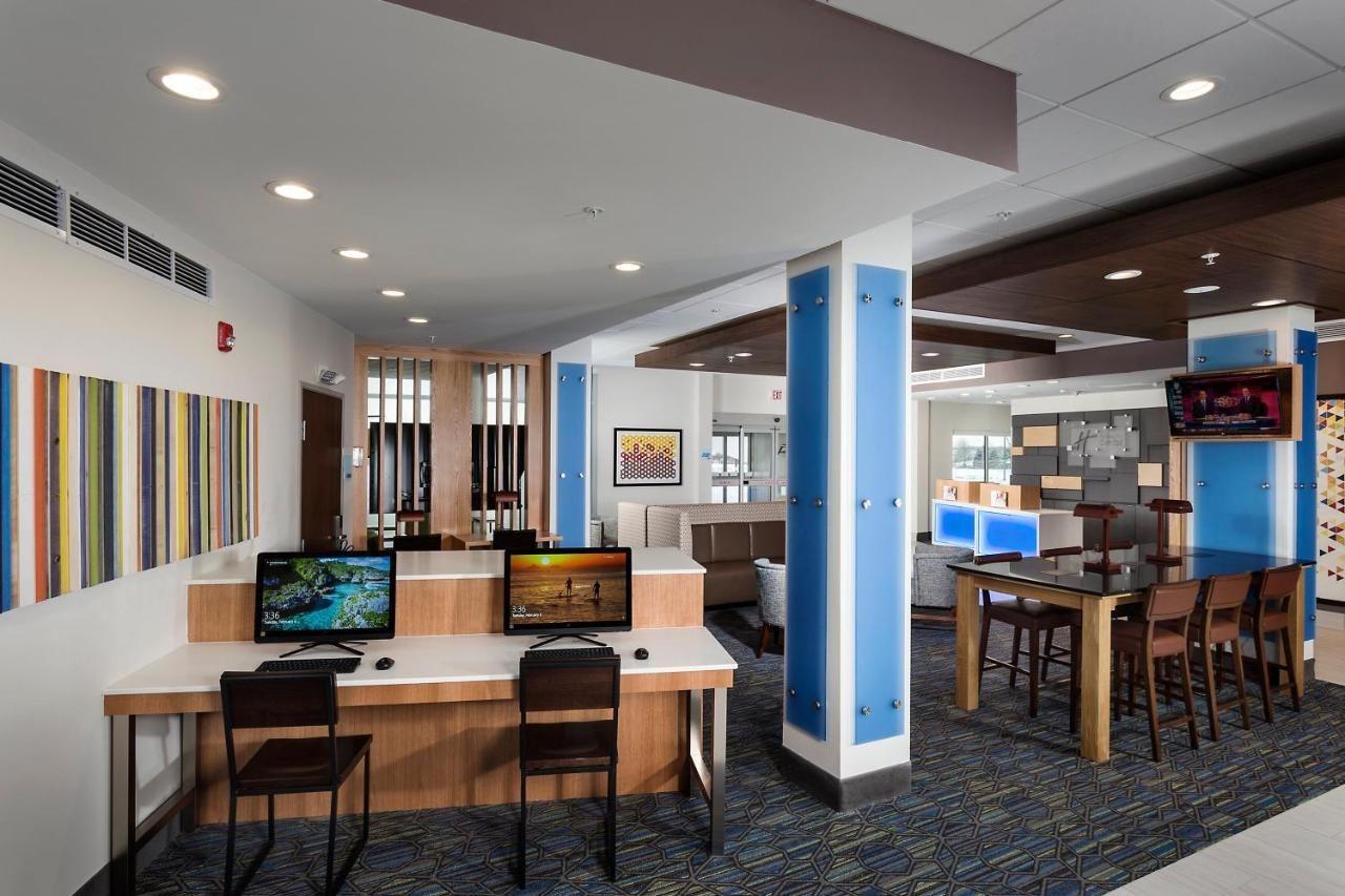 Holiday Inn Express & Suites - West Des Moines - Jordan Creek By Ihg Exterior foto