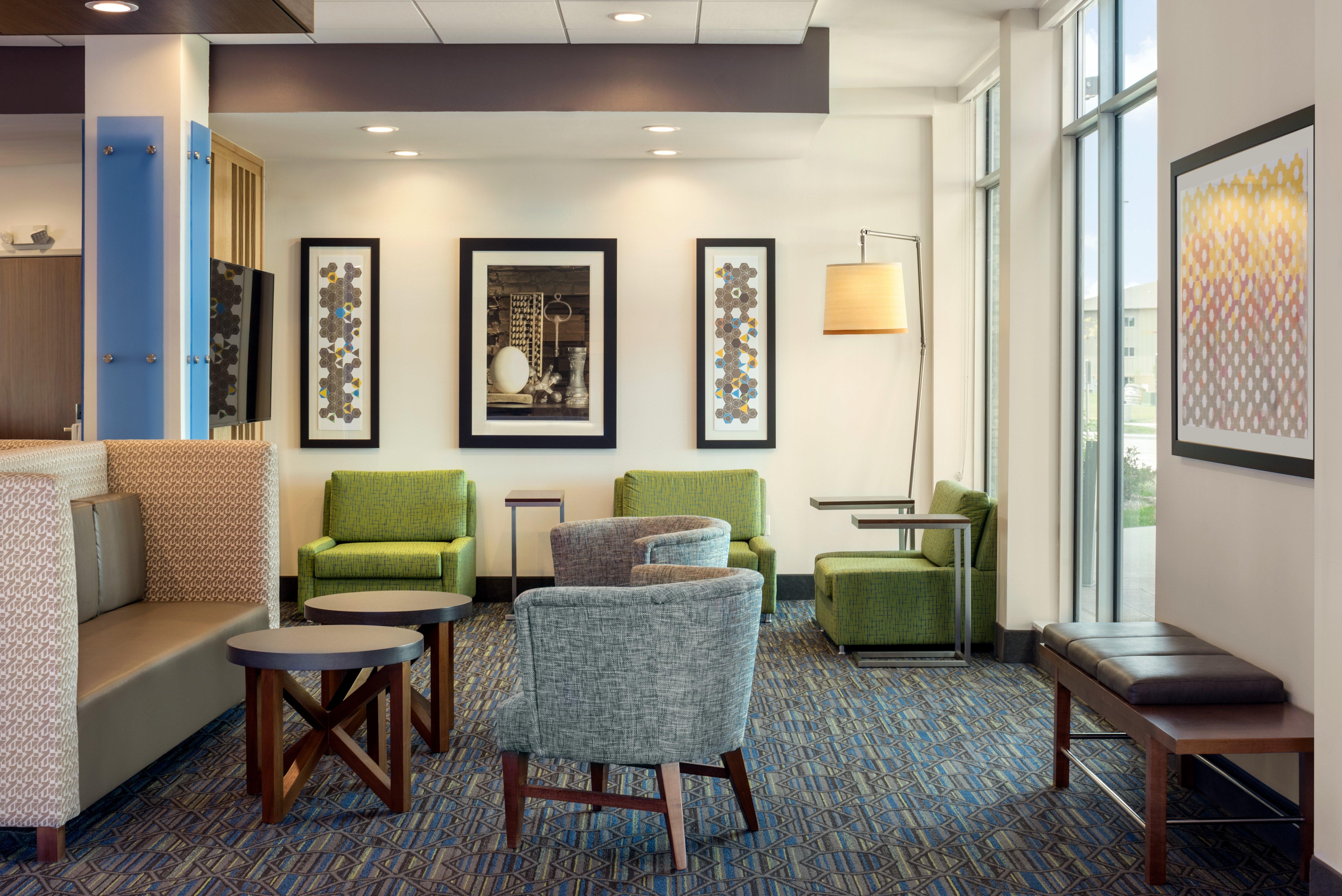 Holiday Inn Express & Suites - West Des Moines - Jordan Creek By Ihg Exterior foto